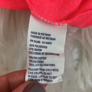 American Eagle Outfitters Tops - American Eagle Top Medium Neon Pink American Eagle Outfitters Tops - American Eagle Top Medium Neon Pink